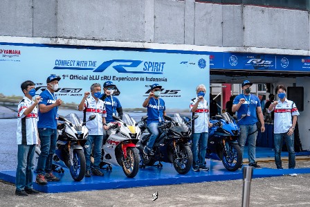 Jajaran manajemen PT YIMM saat HUT Yamaha